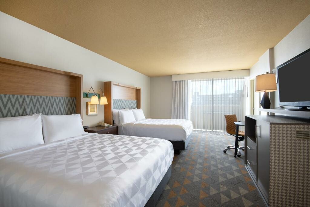 Holiday Inn Denver East, An Ihg Hotel